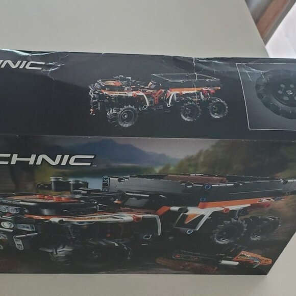 BNIB Lego Technic All-Terrain Vehicle Set 42139 - Picture 4 of 5